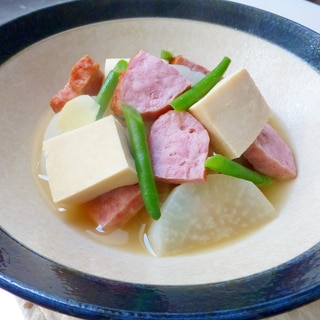 ポークローフと大根と高野豆腐の煮物